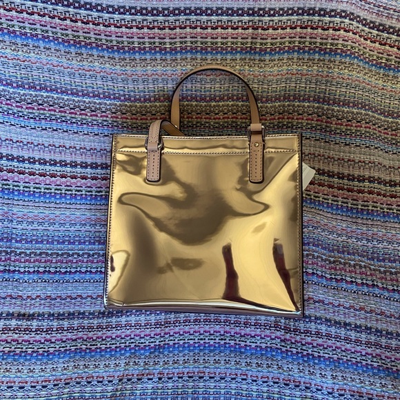 NWT Coach rose gold patent leather handbag - Picture 5 of 15